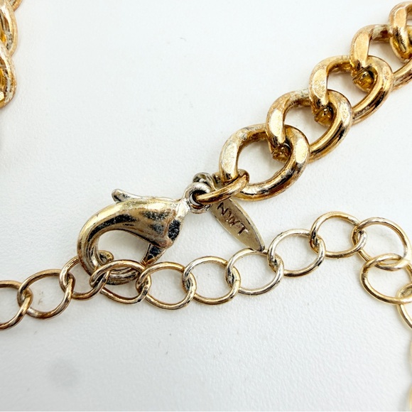 NWT Turquoise Statement Necklace Gold Chain Ivory Floral Bib Necklace - Picture 6 of 9